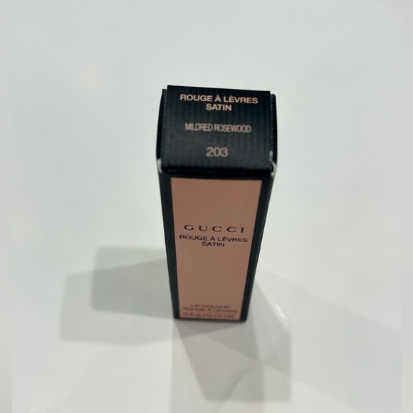 Gucci
Long Lasting Satin Lipstick, Colour-203 Mildred Rosewood - Picture 2 of 8